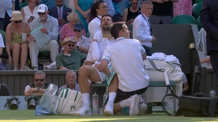 德约科维奇：辛纳赛后因我身体不适向我道歉，但他其实没必要道歉